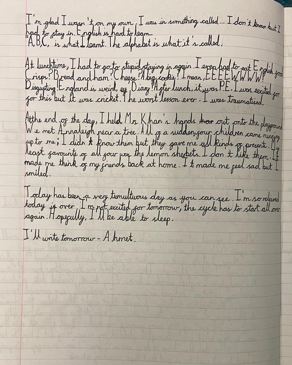 jodstan88's tweet photo. Purpose: to write two diary entries. 

1st one: as Ahmet on his first day at school. 

2nd one: as Alexa when it’s Ahmet’s first day at school. @OnjaliRauf 

As a class, we absolutely loved this book. #refugee #learning #bekind #theboyatthebackoftheclass https://t.co/jeF8jV9Ijc