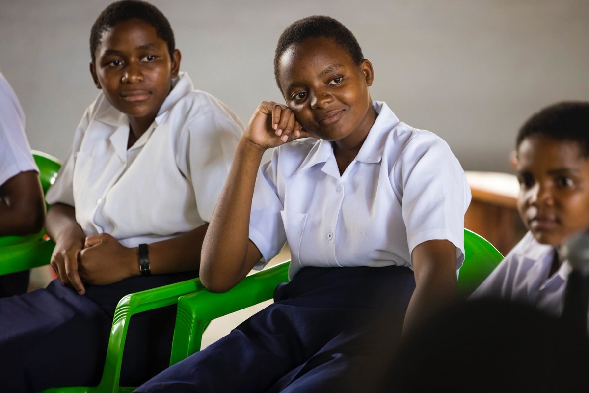 Child marriage is a major impediment to girls finishing school. @MichelleObama, @melindagates, and Amal Clooney are in Malawi in collaboration with the @girlsalliance, @GatesFoundation, and @ClooneyFDN to empower girls and help lift them up.