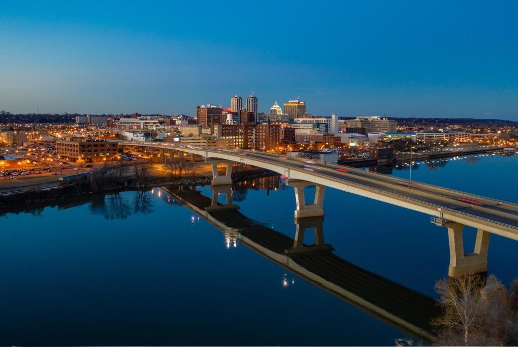 Here is your chance to give back. Distillery Labs is launching an Entrepreneurial Advisory Council. Apply now at buff.ly/40O0Ioc Deadline is Wed, Nov 22, 11:59pm CT. Don't miss out! #innovation #startups #entrepreneurship #community #impact #peoria #illinois