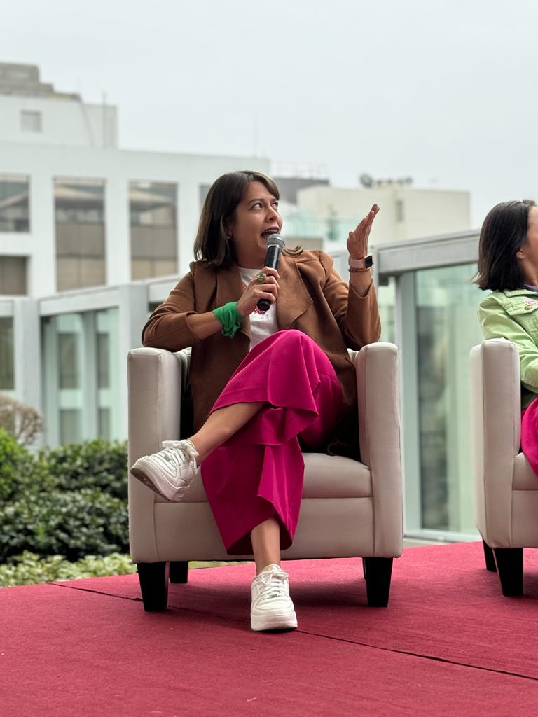 ildalatam's tweet photo. Durante la semana pasada ILDA estuvo presente en 3 distintas latitudes para seguir impulsando una visión latinoamericana y democrática de la #IA y los #datos: @ParisPeaceForum #FestivalDeDatos y #ForoIDEA
Conoce los momentos más importantes en esta nota: https://t.co/uAhLk43oGR https://t.co/HHLQvLRf59