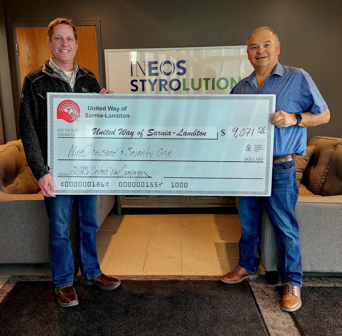 Styrolution_SAR's tweet photo. Our 2023 United Way Campaign just wrapped up and, with employee pledges, corporate donations, and several fundraising events, we raised $9,071, in support of @UnitedWayDave Sarnia-Lambton. A sincere thank you to the very generous employees at #INEOS #Styrolution. https://t.co/Hw3sCxPGLo