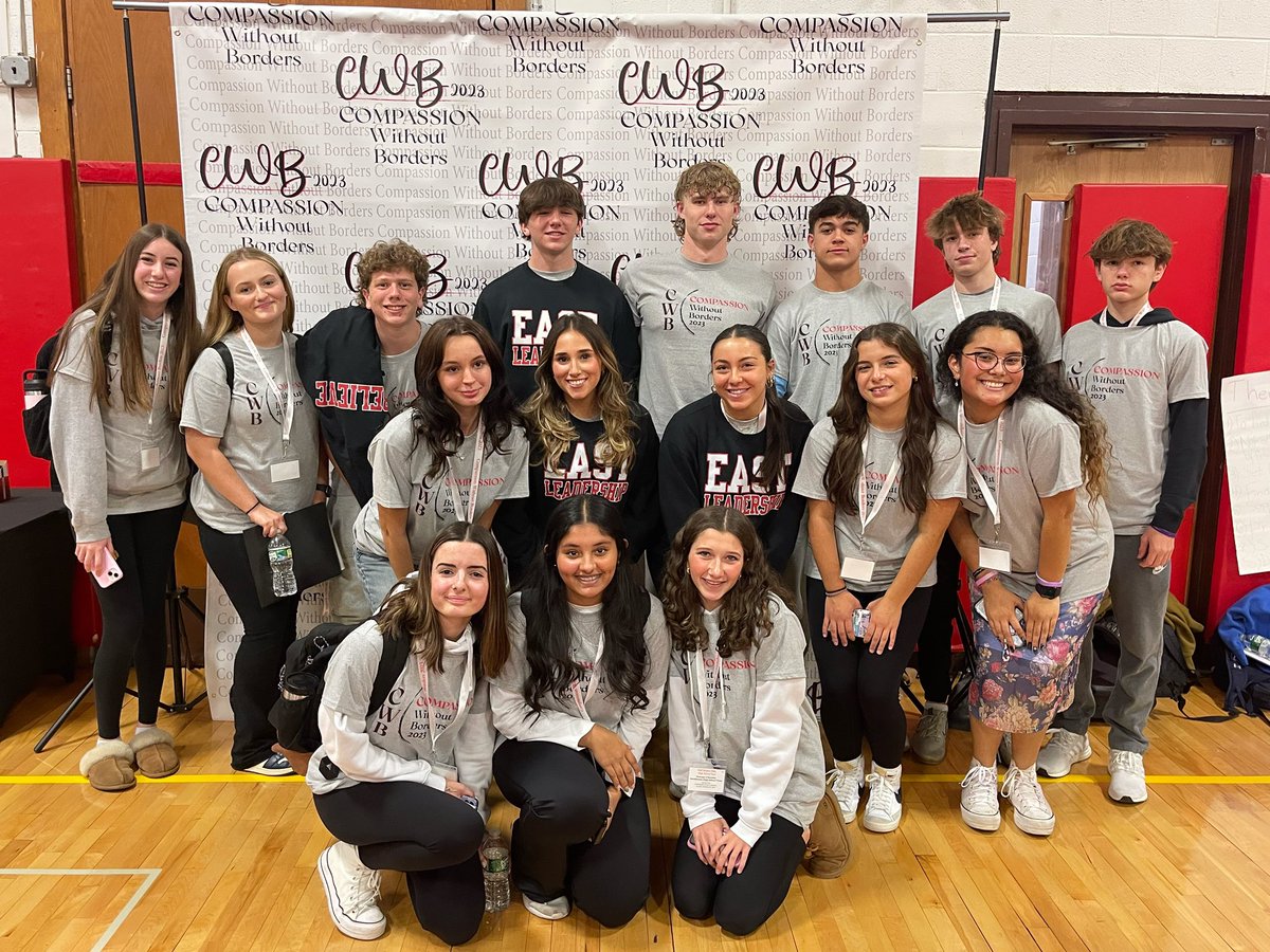 MrElsesser's tweet photo. The 2023 #compassionwithoutborders Conference was a tremendous experience and our Leadership representatives from @scsd_hse and @scsd_hsw did an outstanding job in showcasing #SmithtownPride #believe Thank you conference delegates! https://t.co/RXrcfcVpMv