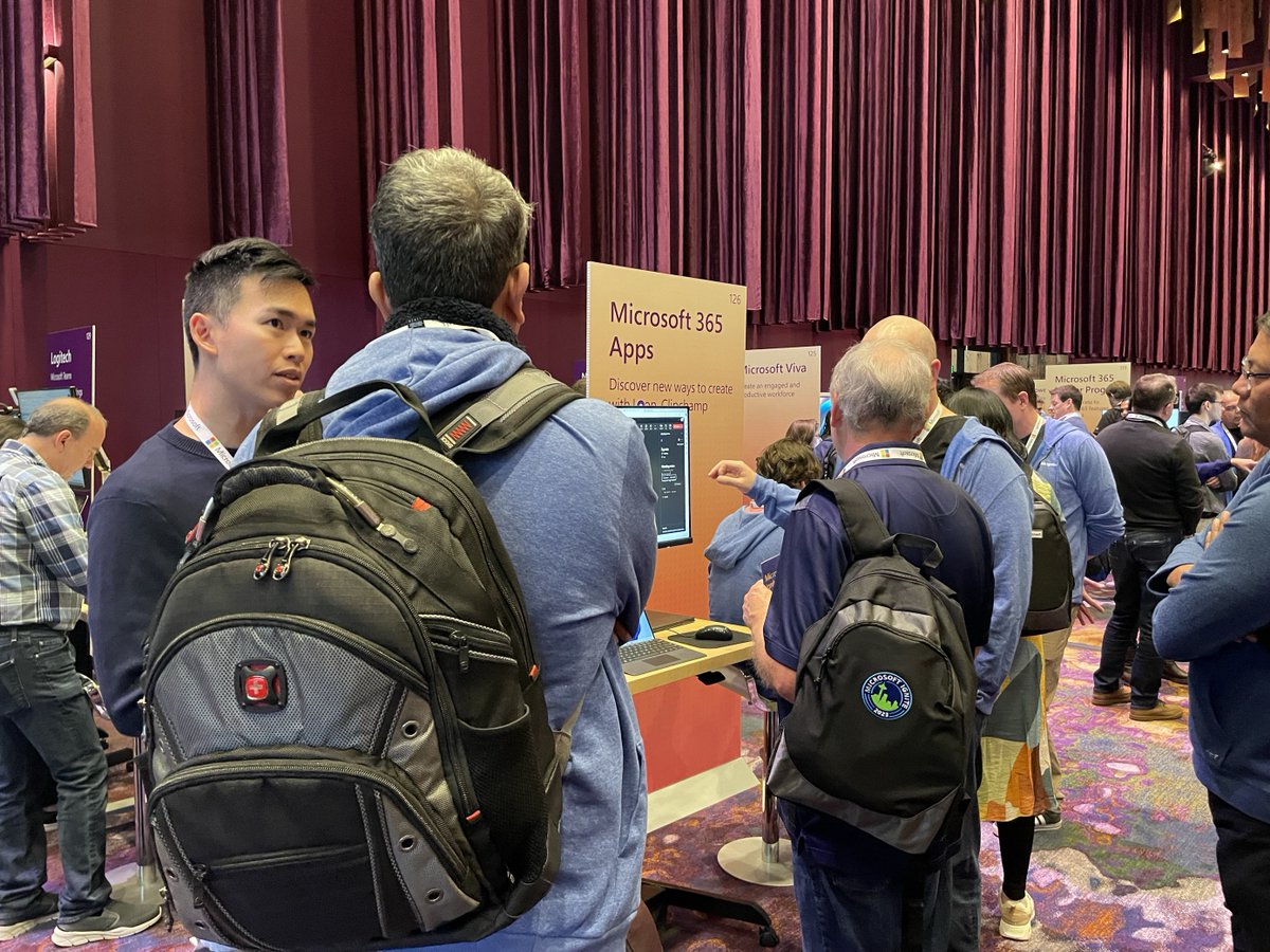 MicrosoftLoop's tweet photo. We are live at @MS_Ignite! Come meet the #MicrosoftLoop team on the "Expert Meet Up" floor. Look for the #Microsoft365 Apps section! https://t.co/e3t7Jd7H7J