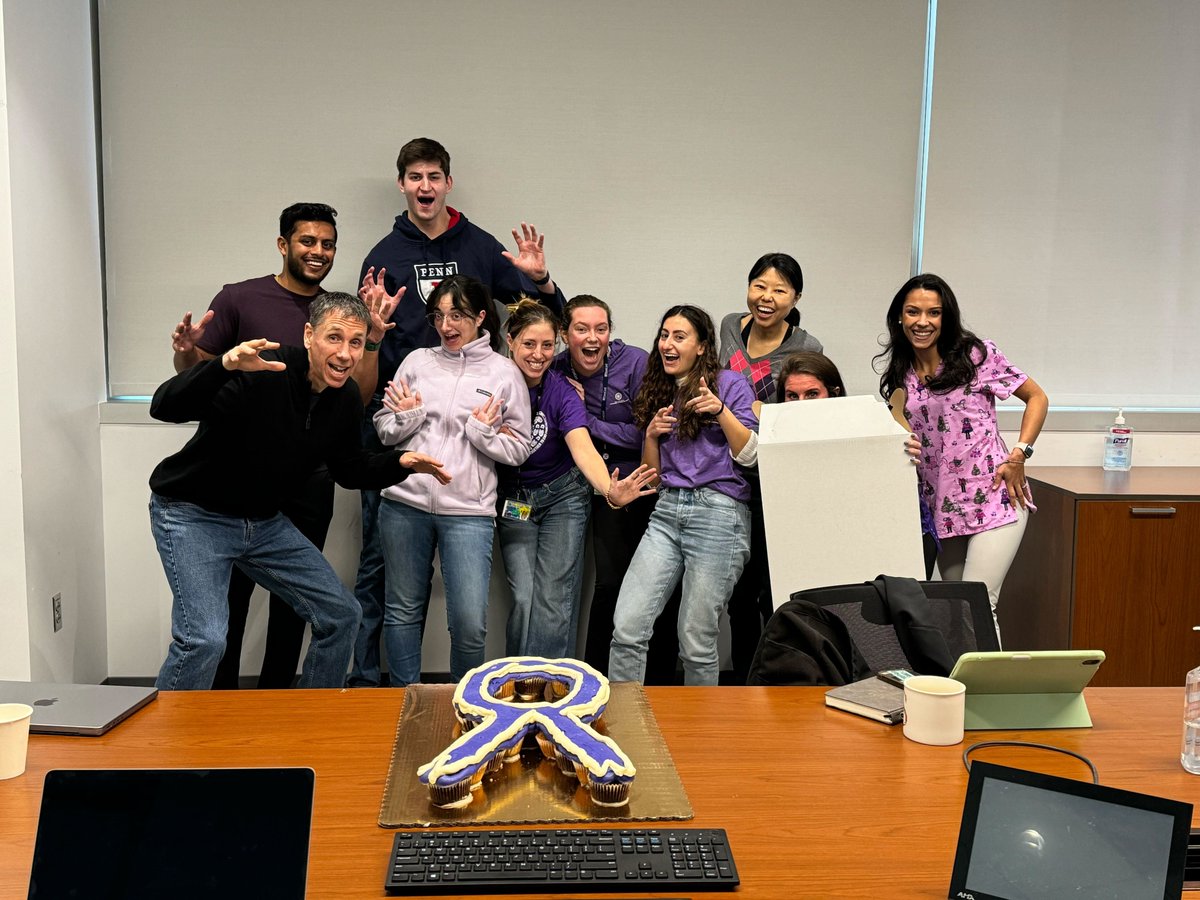 Its World Pancreatic Cancer Day!! We out here turning the world purple! @PanCAN #PanCANawareness. Look at the pretty cake from instagram.com/sprinklesitali…!