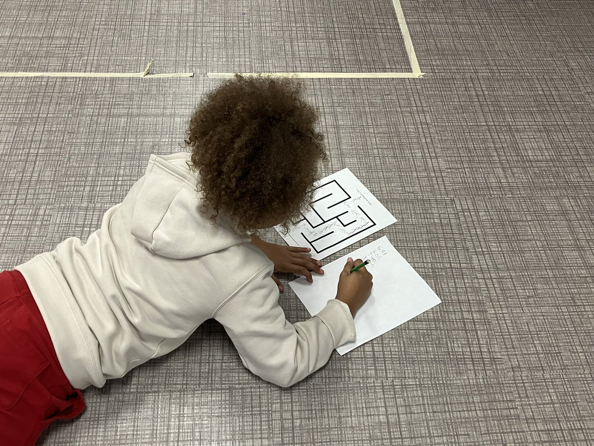 Center Elementary tweet media