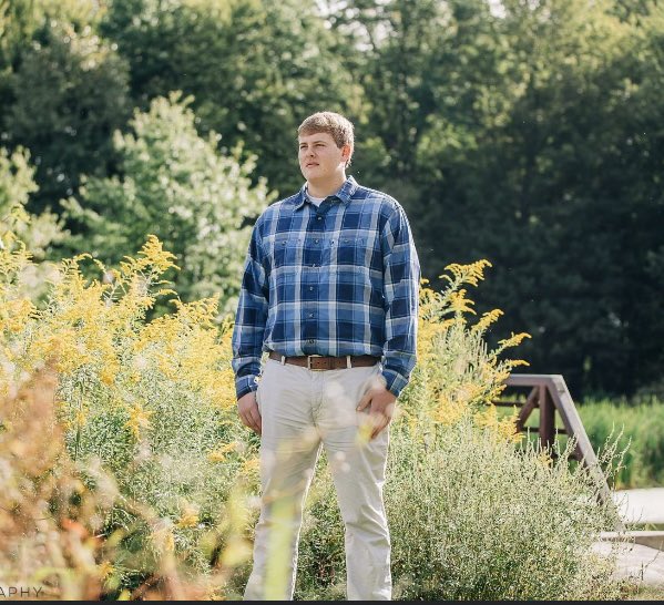 CAATBATH's tweet photo. Throwback Thursday to the good ole days when Thomas Robert Lorincz wasnt allergic to beef! #ThrowbackThursday #BeefAllergy #Beef #OhNoNotBeef https://t.co/nAXX8X7GrQ