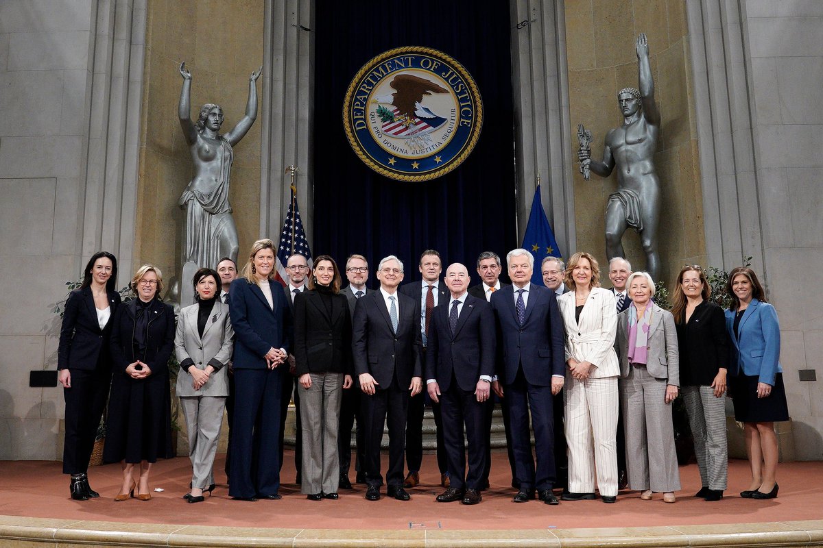 SeydaEmek's tweet photo. On 13/14.11.23, the EU-U.S. JHA Ministerial took place in Washington D.C. It was an opportunity to reaffirm the strong transatlantic partnership and joint commitment to a regular dialogue and close cooperation on JHA at a time of major geopolitical challenges. https://t.co/EEqeuC0ZXh