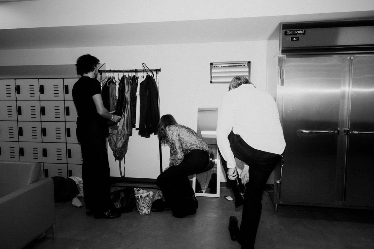 BLOSSOMS tweet media