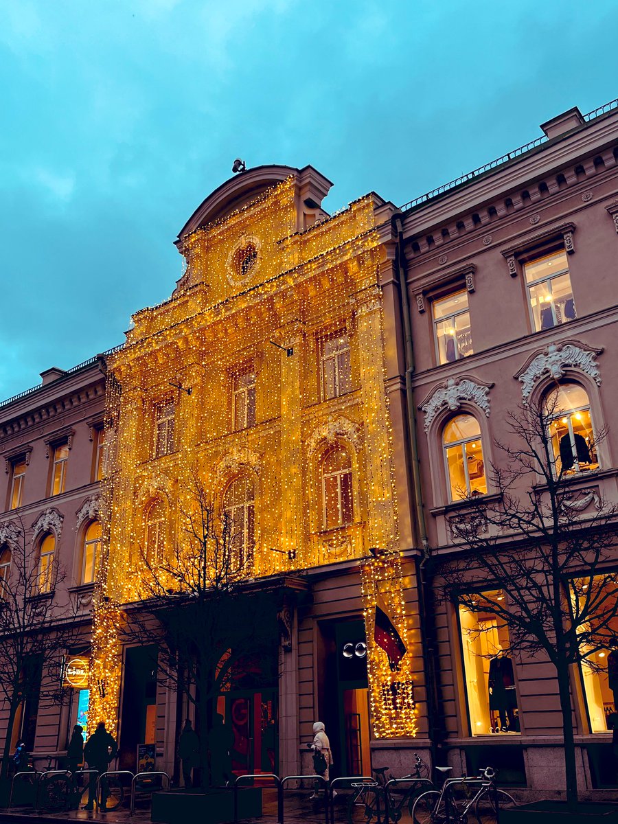 BelikovaOnAir's tweet photo. It's starting 🎄!

#Christmas decorations are little by little appearing all around #Vilnius and I am really excited about it 🤩.

And no, it's not too early 💫. https://t.co/fmtX4uwXrG