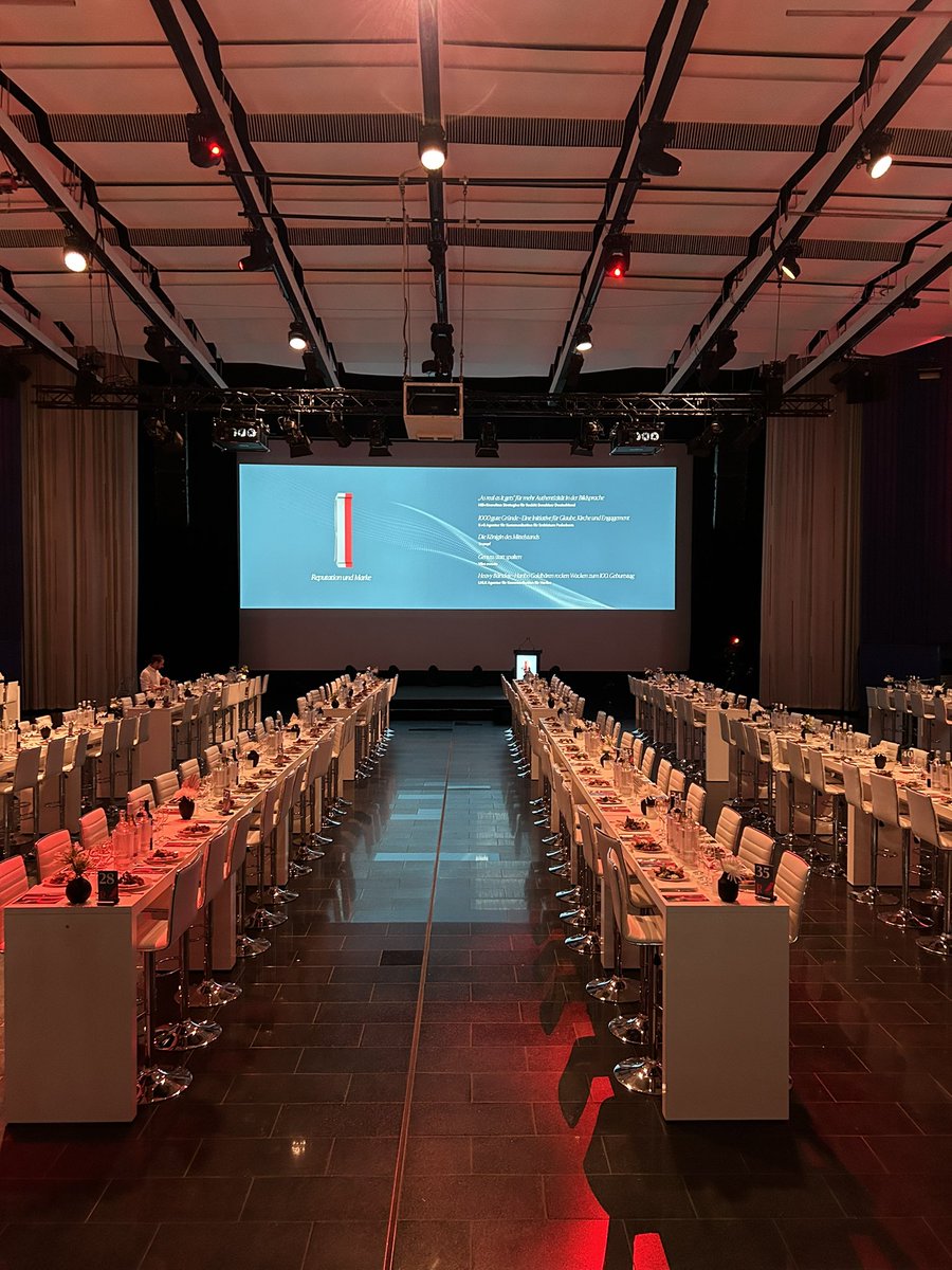 prreport_de's tweet photo. Wir sind bereit! 🚀 Die #prreportawards starten in Kürze!🥳 

#prreport #pr #event #berlin https://t.co/izAZsNRk90