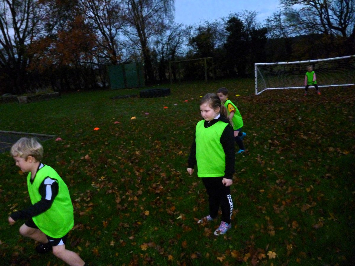 ⚽️Football club managed to get outside this week - well done Y1 & Y2! It was great fun⚽️