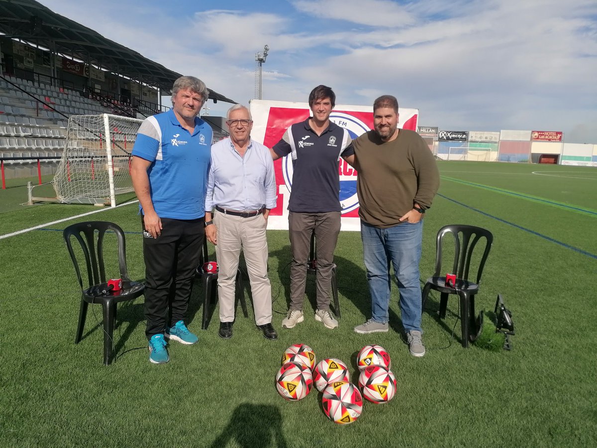 📢#DMCórdoba 16-N
👉 Especial Puente Genil (1)
⚽ Actualidad Córdoba con <a href="/PabloDelaVega_8/">Pablo de la Vega</a>
⚽ Francis Cabeza y Edu Chía <a href="/SalermPG/">Salerm Puente Genil F.C.</a>
⚽ @JosanGonzalez21 <a href="/CordobaFutsal/">Córdoba Patrimonio de la Humanidad</a>
🤾‍♂️ Mariano Jiménez, <a href="/bustos_paco/">Paco Bustos</a> y <a href="/LuisfeReina/">Luis Felipe J.Reina</a> <a href="/AngelXimenezBM/">BM Cajasol Ángel Ximénez Puente Genil</a> 
#ElDeporteEsNuestro 
basemarcatv.es/podcast-view/2…