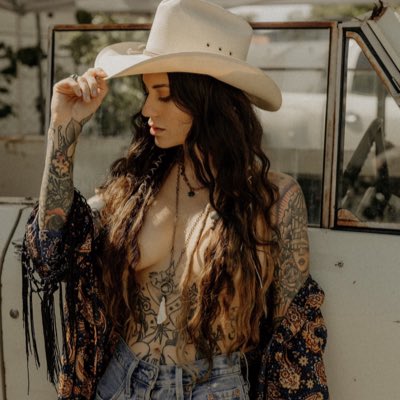 #NewProfilePic https://t.co/XIWde2FU2M
