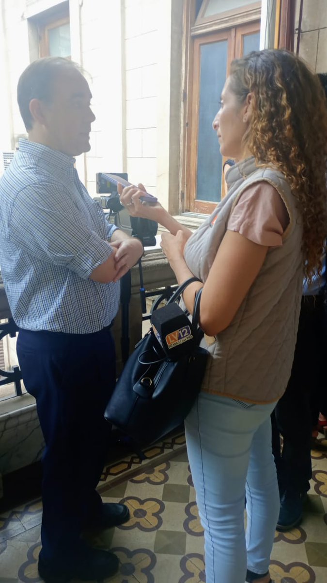 SadopTucuman's tweet photo. Dirigentes de Sadop realizaron gestiones en el Ministerio de Economía de la provincia para que se realice la ampliación presupuestaria referida a los $40.000 dispuesto por el gobierno . https://t.co/bpOVbvDfho