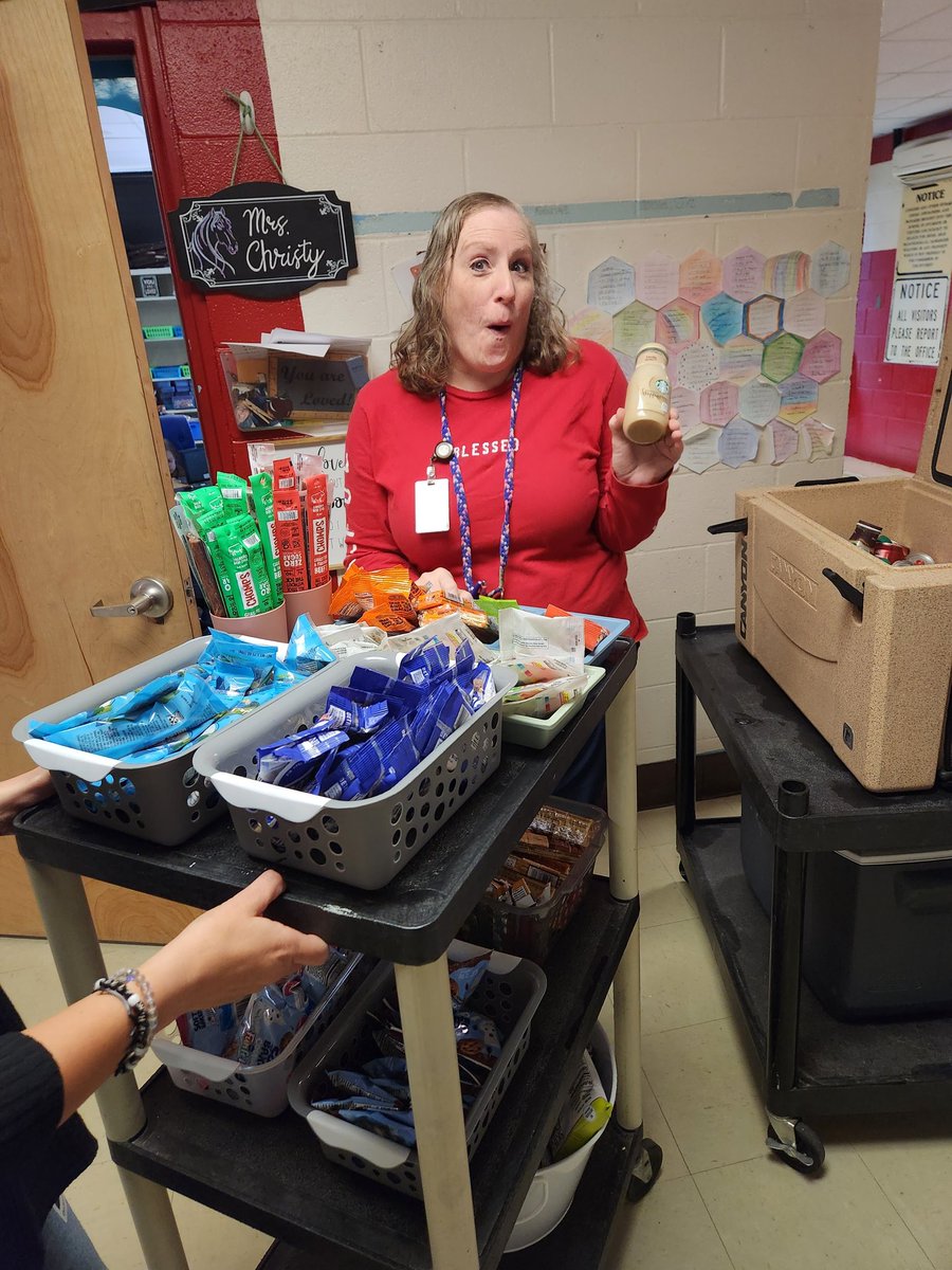 Thank you to our Parent Teacher Committee for purchasing and distributing snacks for the faculty &amp; staff <a href="/ErnestineAdams/">Ernestine Adams</a> <a href="/DLWeeks83/">Danny L. Weeks, Ed.D.</a> <a href="/Desbears/">Dickson Elementary</a>