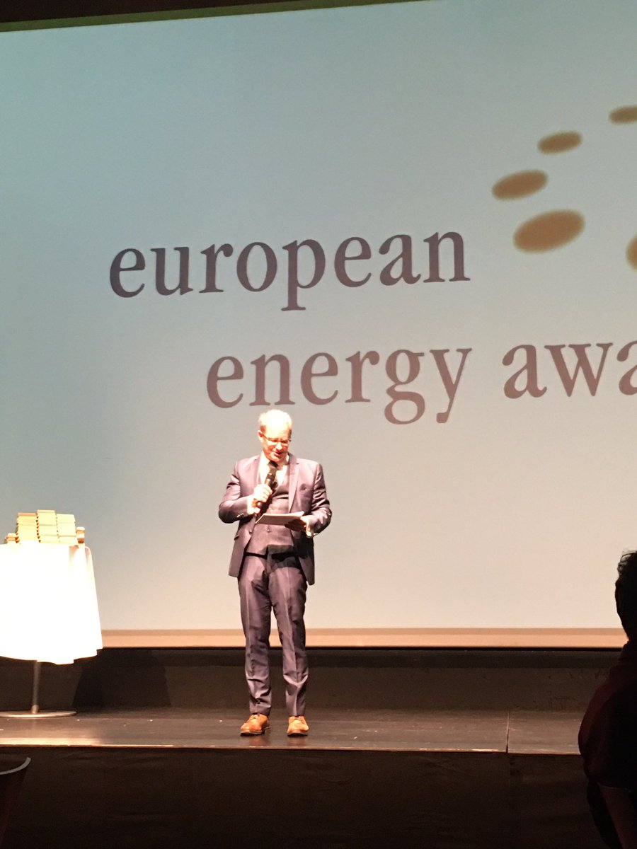 European-Energy-Award <a href="/AssociationEEA/">European-Energy-Award</a> start of the award distribution… again with our great president!
