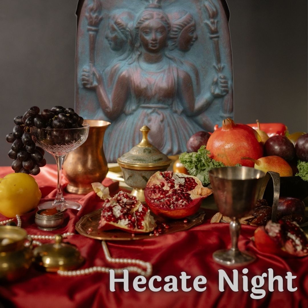 SaF_Spellworks's tweet photo. The Triple Goddess of the crossroads,
Hecate rules the realms of
-Earth, Sea, and Sky,
-past, present, and future,
-Moon, Earth, and Underworld.
She is ever present. https://t.co/qzc7HBDWAy