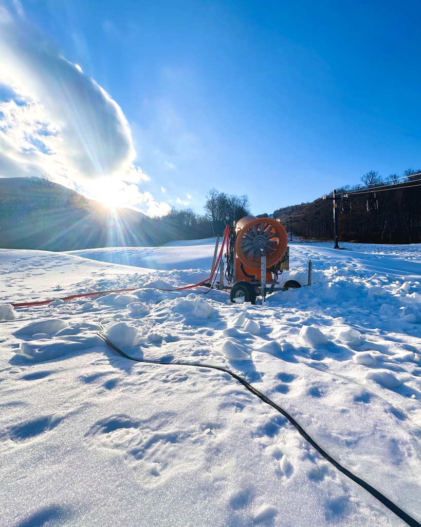 Smugglers' Notch tweet media