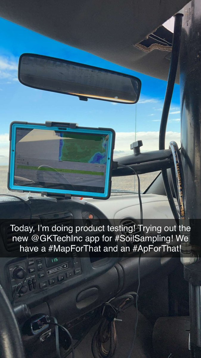 SarahHallGanje1's tweet photo. Product Testing for @GKTechInc! We have a #MapForThat and an #ApForThat! #SoilSampling #AgronomyRocks https://t.co/ILbNe0G7Gt