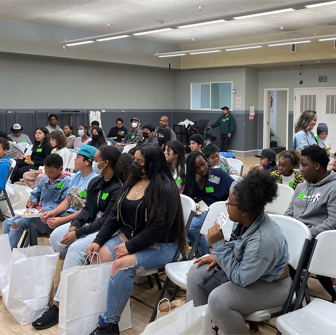RippleEffect22's tweet photo. These bright young minds are the future! This Giving Tuesday, support Ripple Effect 22 to empower their journey of purpose. Every contribution paves a path for their dreams. #RE22 #GivingTuesday https://t.co/qYm19qde7a https://t.co/BT1cW0cEdr