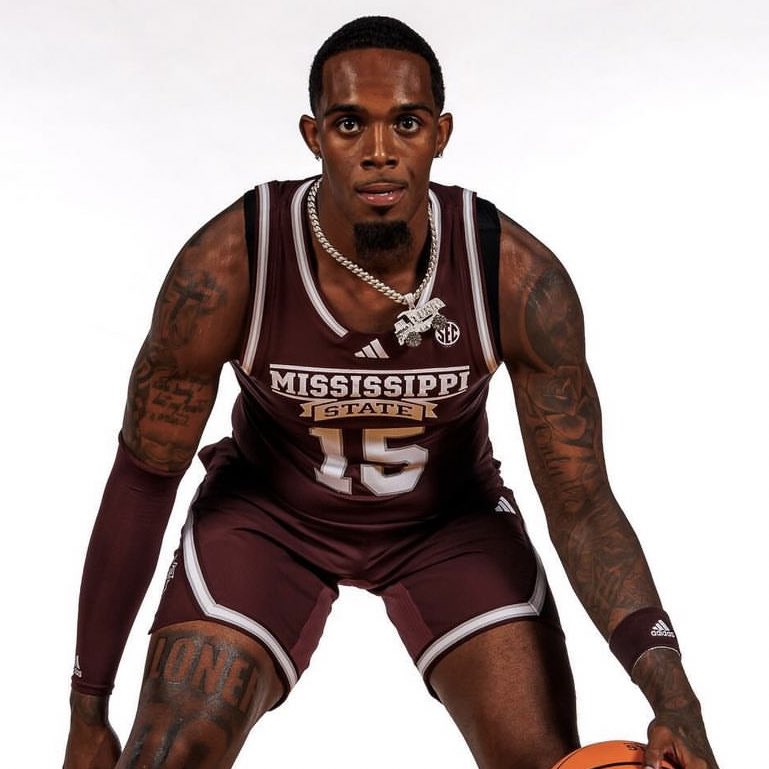 CBBcontent's tweet photo. Mississippi Stateโs Jimmy Bell so far this season (3 games):
11.3 PPG
11.7 RPG
2.0 BPG
61.9 FG%
An absolute FORCE in the paint. https://t.co/FPs8RyQIIH