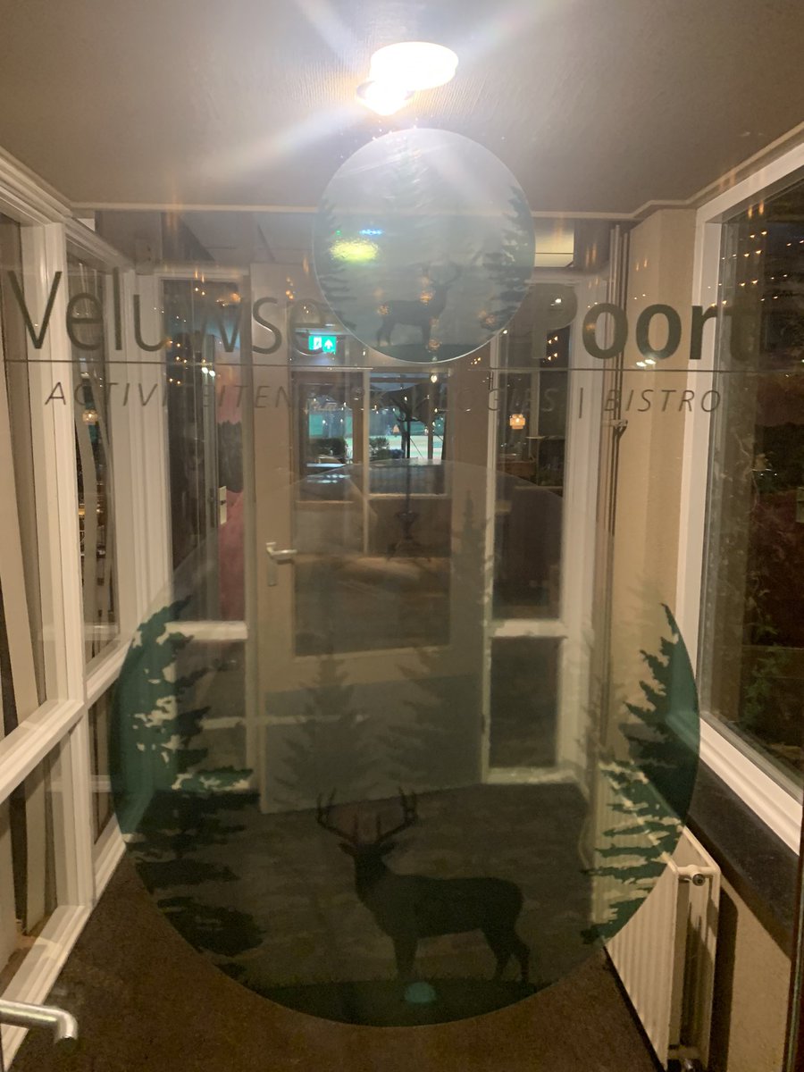 Vanavond aanwezig bij de stakeholdersbijeenkomst toerimse en recreatie <a href="/gemeenteRheden/">Gemeente Rheden</a> georganiseerd in het activiteitenpark <a href="/uitjesveluwe/">Veluwse Poort</a> #Veluwsepoort #Veluwe. Benieuwd naar de beoogde visie.