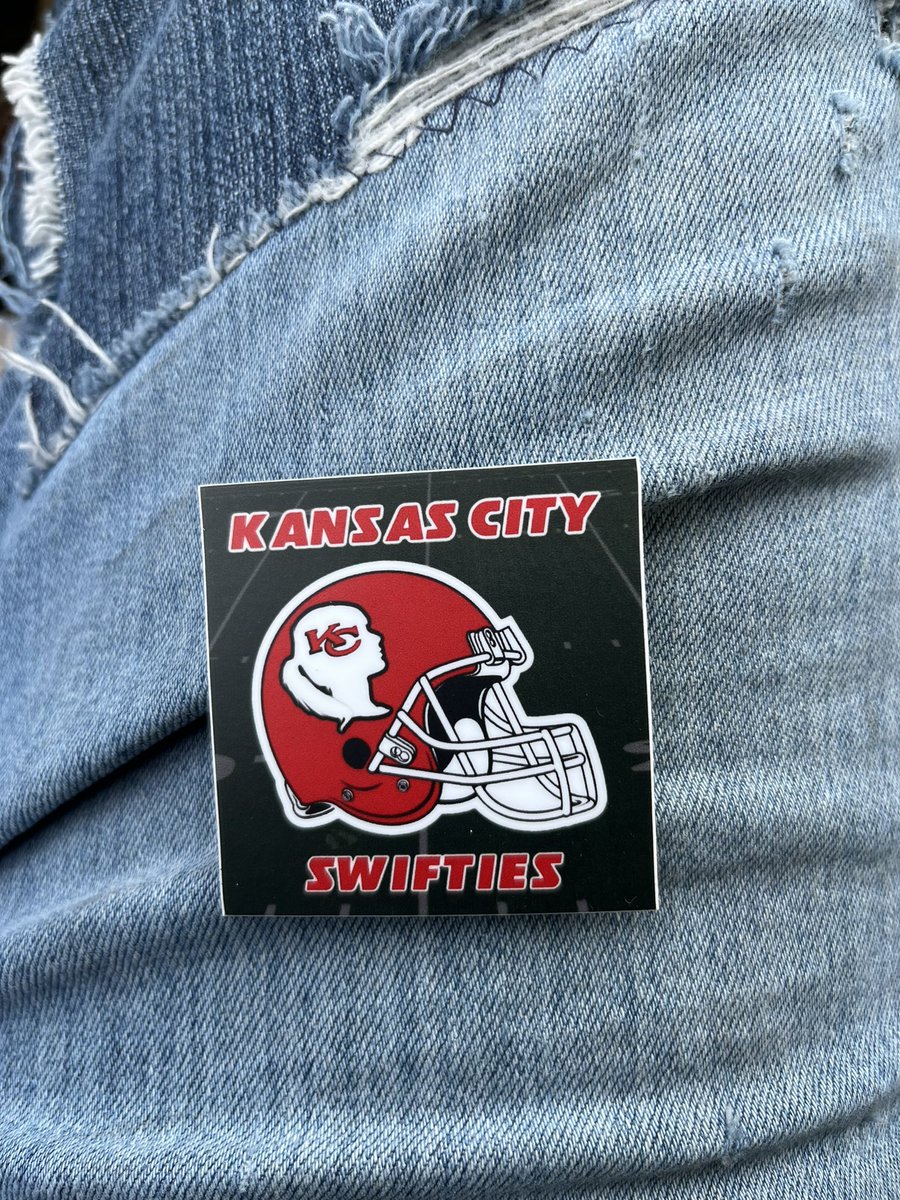 E_7018's tweet photo. Best Sticker I have ever seen. Who wants one? #kcswifties #swifties #TaylorSwift @taylorswift13 @Chiefs #chiefs https://t.co/yFVGBZ7LaW