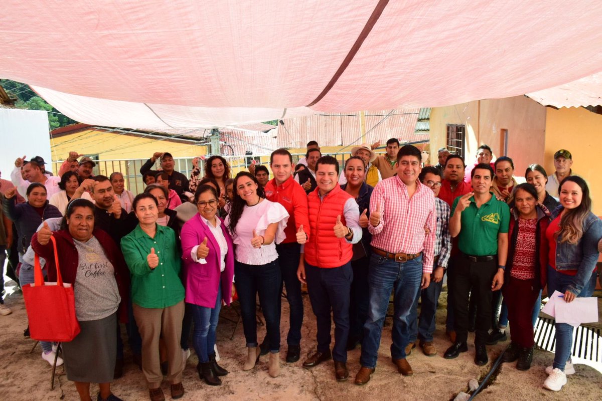 jlvillalobosg's tweet photo. Concluimos la agenda de trabajo en la Sierra de #Querétaro con una plática con medios de comunicación de la región en Jalpan y un encuentro con la militancia de Pinal de Amoles, gracias al Priísmo Queretano que encabeza mi amiga @AbiArredondo por su respaldo al @PRI_Nacional. https://t.co/qd3EZRRlTh