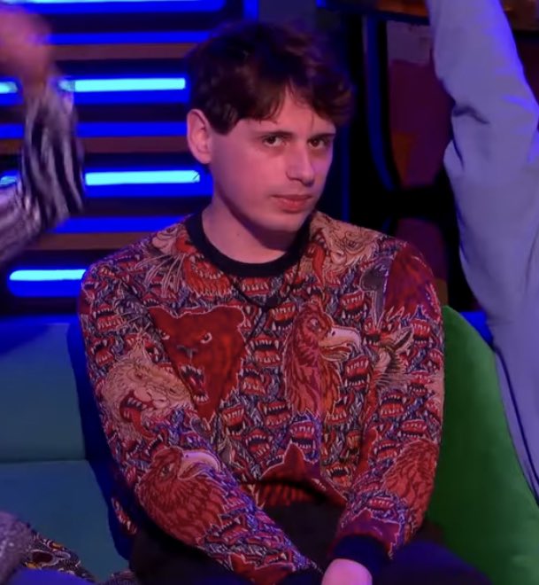 if you told me 6 weeks ago that i’m gonna fall in love with this bisexual lawyer with a Downton Abbey accent, i would tell you to go see a doctor x #bbuk