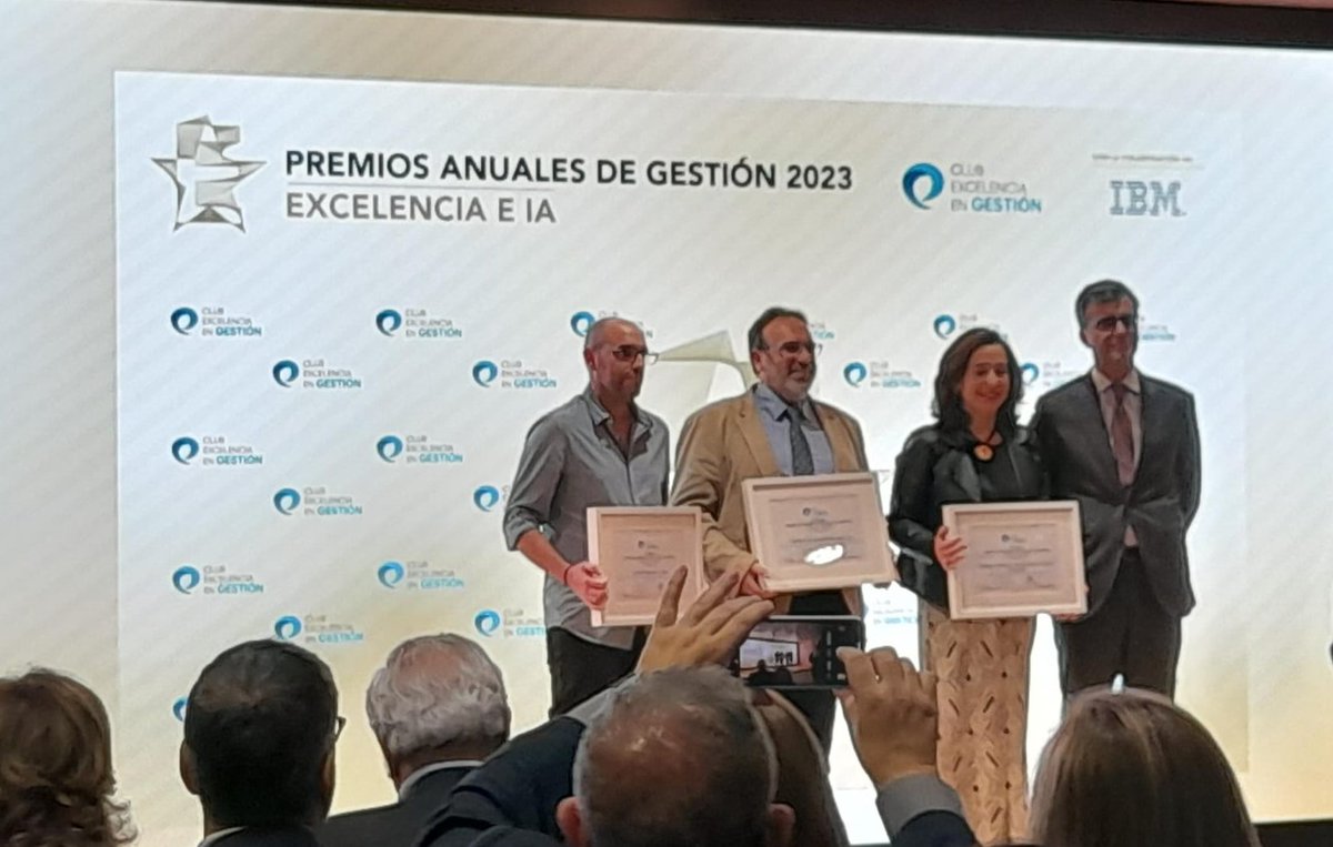 Club_Excelencia's tweet photo. Los finalistas de la VI Edición del Premio de Buenas Prácticas la categoría Sanidad son @fsmhospital   #HospitalGregorioMarañon y @benito_menni . ¡Suerte! #CompartiendoyMejorando   #ConstruyendoFUTURO https://t.co/A2SPUYpRnT
