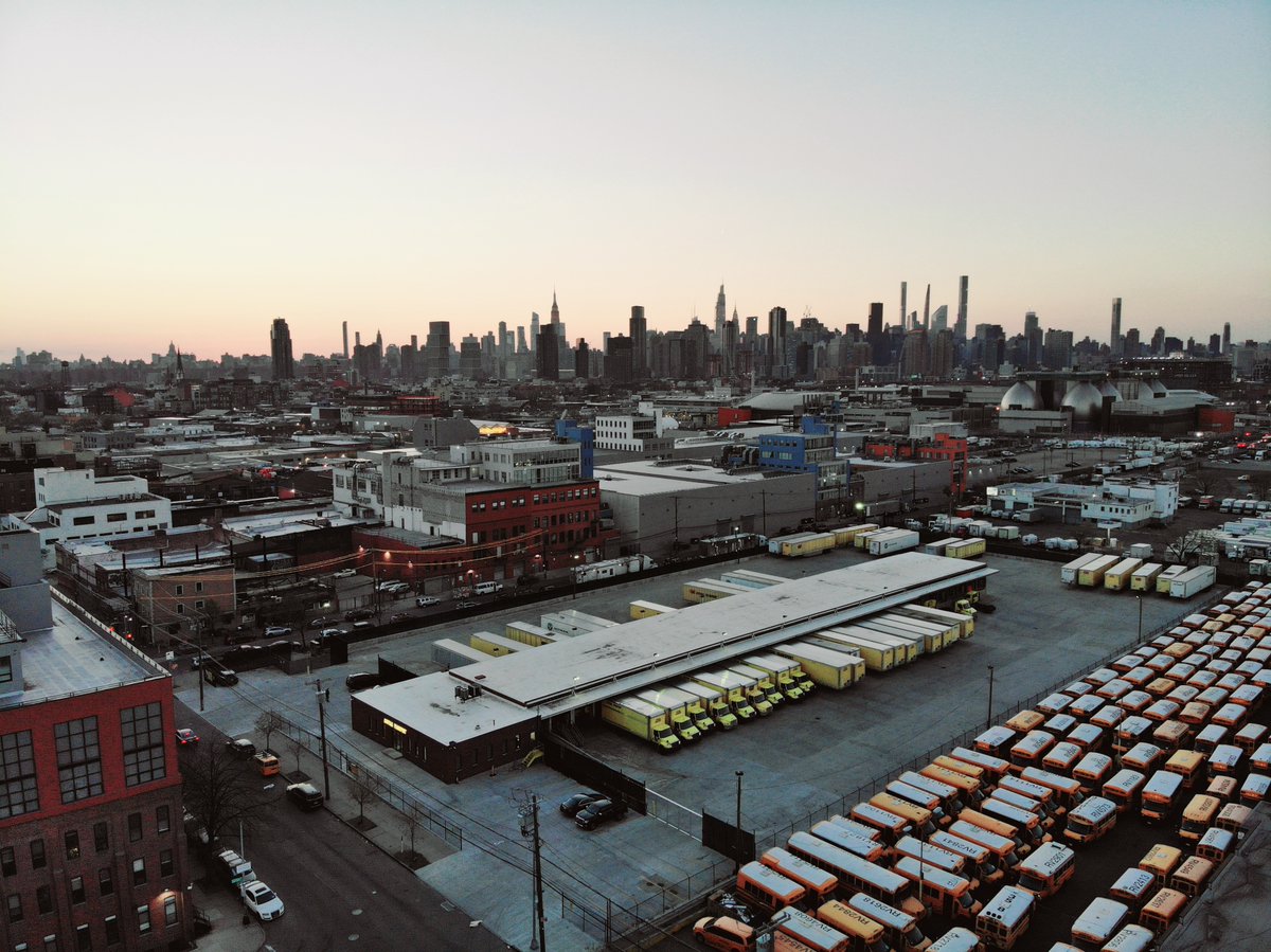 Elevating logistics with a NYC skyline view. Our Brooklyn terminal stands as a testament to precision and efficiency. From the serenity of dusk to the pulsating lights of night, our commitment to LTL excellence is illuminated at every hour! #CTPride #Brooklyn #NewYork #LTL…