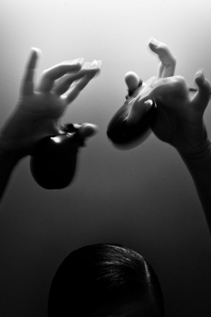 ae_aeb_'s tweet photo. Hoje, assinala-se o Dia Internacional do Flamenco. O Flamenco é a música, a guitarra, o canto e a percussão, sendo um estilo de dança e de música. Nasceu na zona espanhola de Andaluzia e no dia 16 de novembro de 2010 foi declarado património cultural imaterial da Humanidade, https://t.co/qZiuh4NvHm