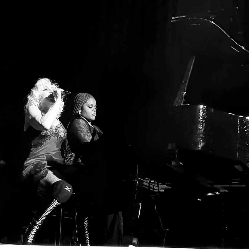 Tania_Cardoso's tweet photo. #madonna #mercyjames #celebrationtour #madonnacelebrationtour #lisbon https://t.co/sAA80Ma3dK