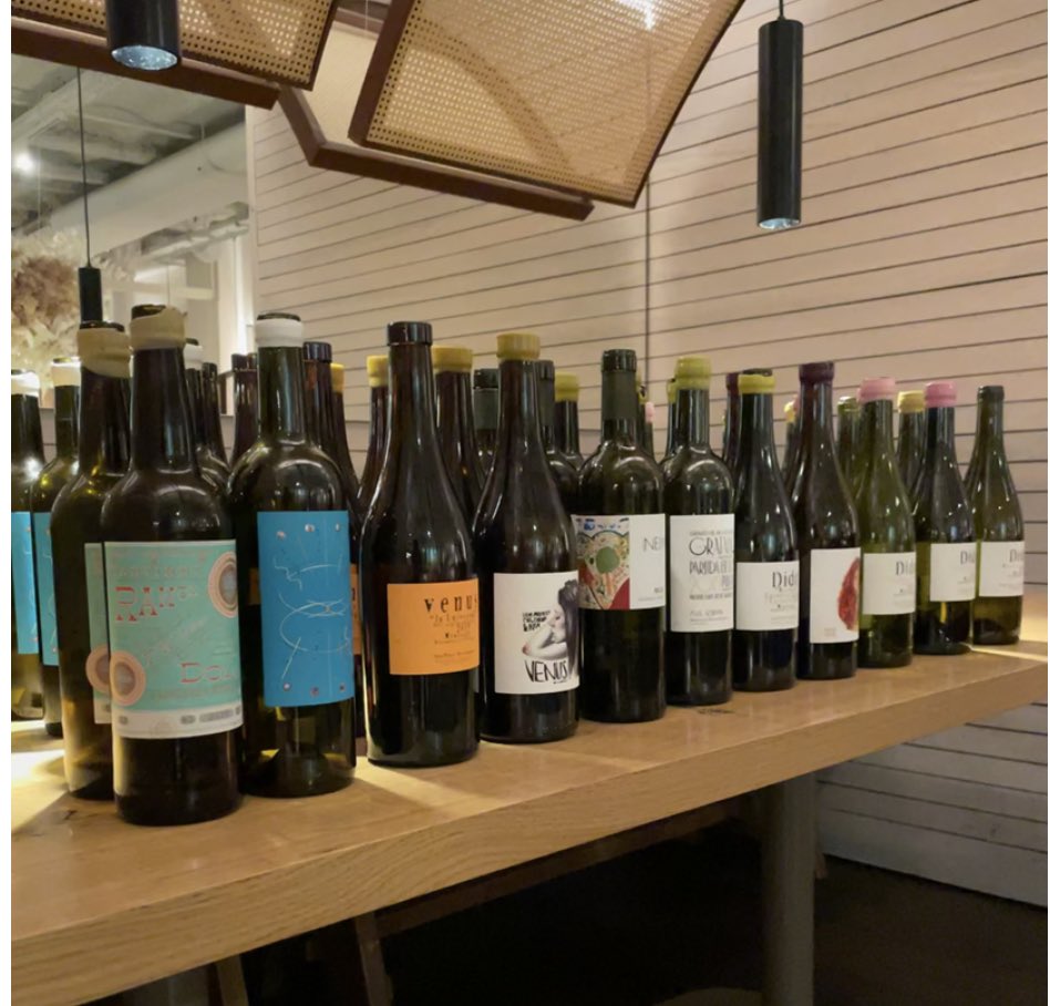 ralcaniz1wine's tweet photo. Noche de magia
Con #compartirbcn @saraprez3 y #Renebarbier https://t.co/YvUzqUplPH
