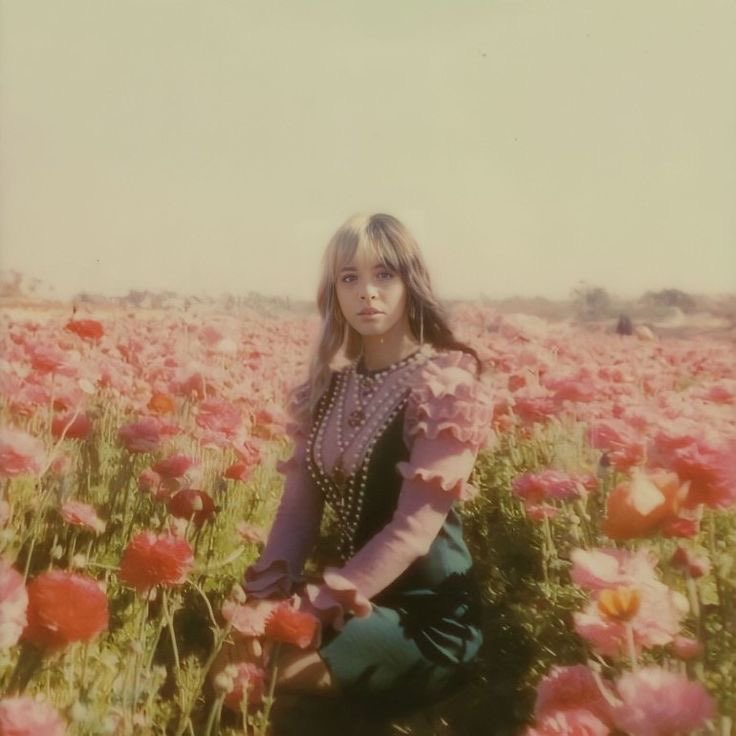 thedookiexd's tweet photo. unreleased melanie martinez songs that feel like drugs (🧵) https://t.co/KtSKT2v4VH