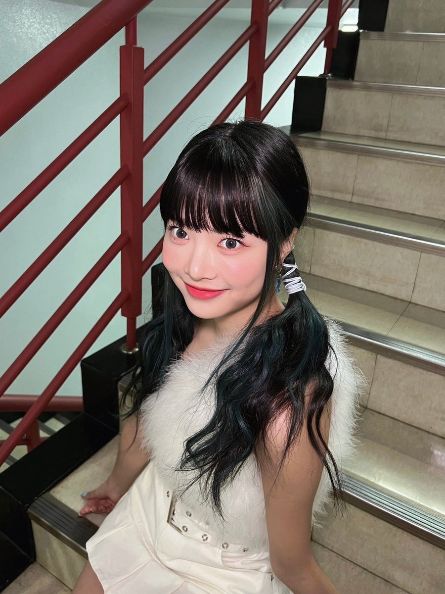 picseunchae's tweet image. a thread of eunchae being a talented girl 🫶