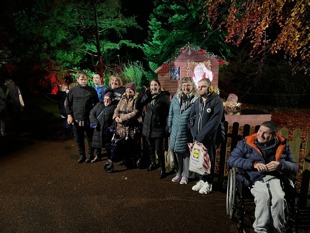 get2getheredin's tweet photo. Grateful to have been part of the enchanting opening night of Christmas at the Botanics! 🎄 Thanks @TheBotanics ,  for the warm welcome. A night filled with joy, warmth, and festive vibes! Our members had a blast! 😍 

#Get2gether #ChristmasAtTheBotanics #FestiveSeason #Xmas https://t.co/ICwSGlTuvG
