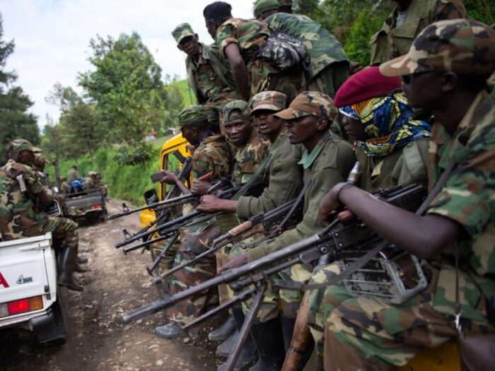 IsralMutombo11's tweet image. Crainte d'une guerre entre la RDC et le Rwanda : 

 "Après avoir appelé plusieurs fois la communauté internationale à intervenir par des sanctions contre le Rwanda, si cela tarde à venir, nous allons nous même nous protéger. Nous allons utiliser nos propres moyens pour nous…