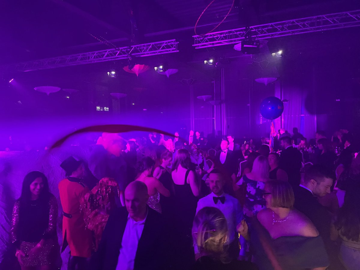 ModernLawMag's tweet photo. The dance floor is packed πΊπ
The night is still young π©ππ
#MLCA23 https://t.co/Jok0PgxDpD