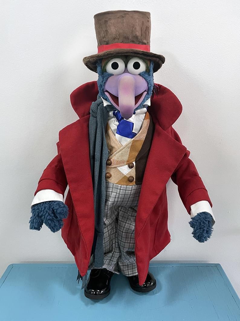 BxPersonified's tweet photo. May I present Charles Gonzo Dickens from The Muppet Christmas Carol! Please note, I did not make the replica itself (it's a Henson master replica), only the clothes! But think I did a damn fine job. https://t.co/y4Byhn6zgi