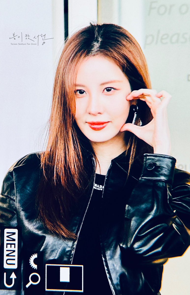 seohyuntwunion's tweet photo. 231117 #서현 ICN🛫

방콕에서 만나요❤️

#봄이왔서현 #서현 #서주현 #SEOHYUN #SEOJUHYUN https://t.co/8ynuE29ZAD
