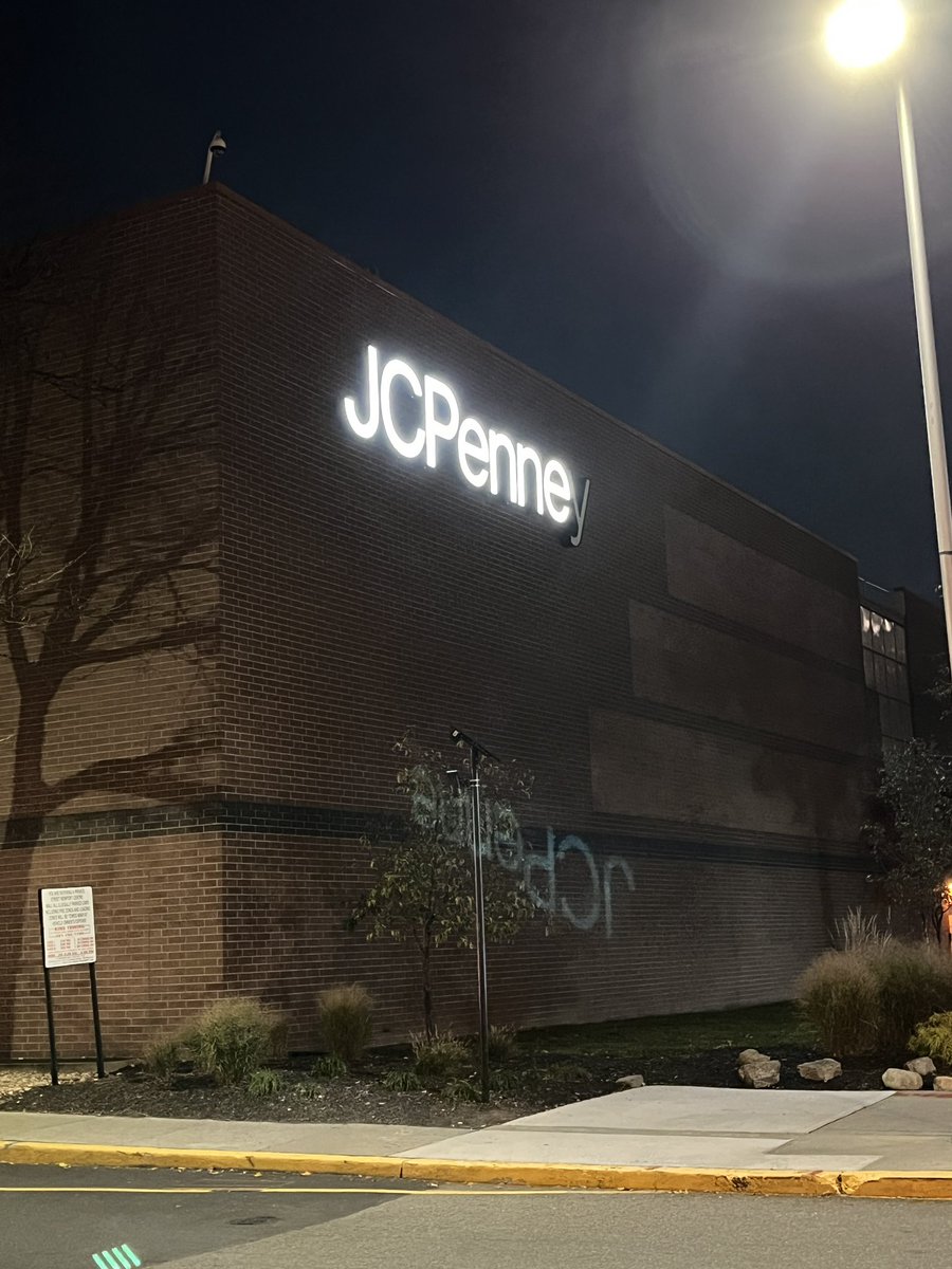 Jeremy Schneider is @jeremyschneider.bsky.social tweet media