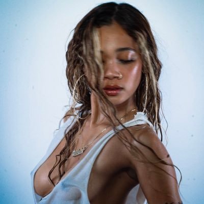 TheSoundCord's tweet image. New era is approaching!!

17/12/23

@TaiAyshaMami 🌺💗🎵✨️🌊

#Artist #Pop #worldsound🌎
#aintnoordinarylove💗