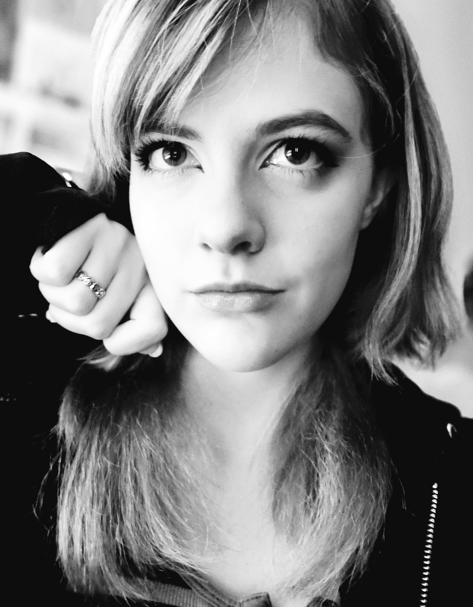 Sky 👽 tweet media