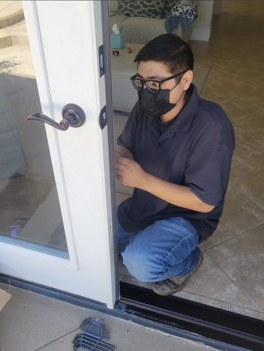 AtozKey's tweet image. Safety Tip: 
Regularly check your home locks for wear and tear. Weak locks can be an invitation to burglars. 

Need an inspection? 
We’re here to help Click the call button below Let’s talk!
949-900-9007!

#locksmith #locksmithnearme #irvinelocksmith