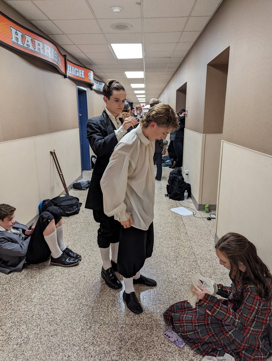HHS_FDenecke's tweet photo. Just a little sneaky peaky of some last minute behind the scenes prep of The Christmas Carol. Break a leg @TheaterHhs! https://t.co/XOj9Z2K7jM