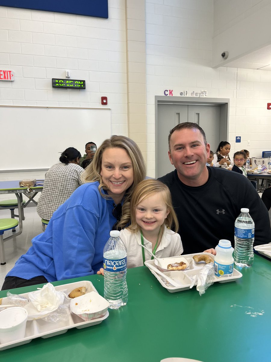 Patrick Henry School ACPS (@phschoolacps) on Twitter photo It’s family time at Patrick Henry School! Our students are so happy to have their parents eat lunch with them today! <a href="/ACPSk12/">Alexandria City Public Schools</a> It’s family time at Patrick Henry School! Our students are so happy to have their parents eat lunch with them today! <a href="/ACPSk12/">Alexandria City Public Schools</a>