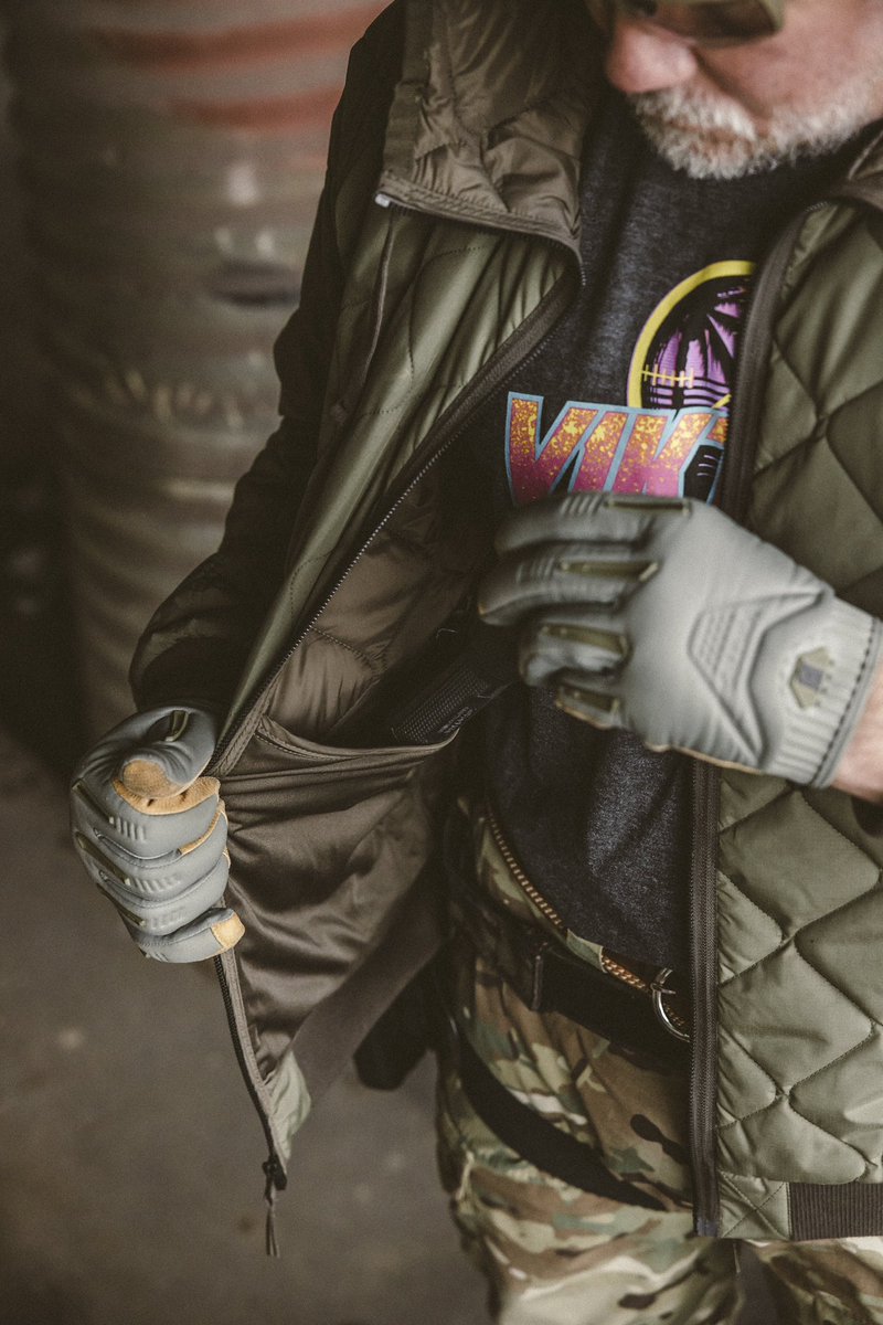 ViktosBrand's tweet photo. Can you dig it?
#VIKTOS #ViktosBrand #Operatus #Jacket #Warlock #Gloves https://t.co/jrPqhnQyna