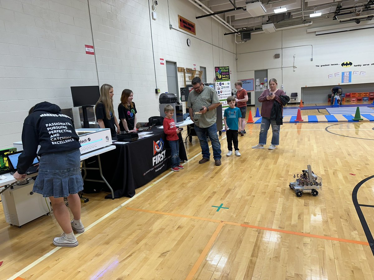 Mark Buckner tweet media