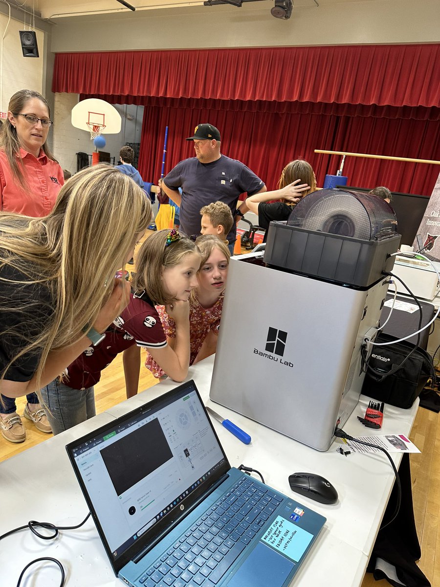 Mark Buckner tweet media